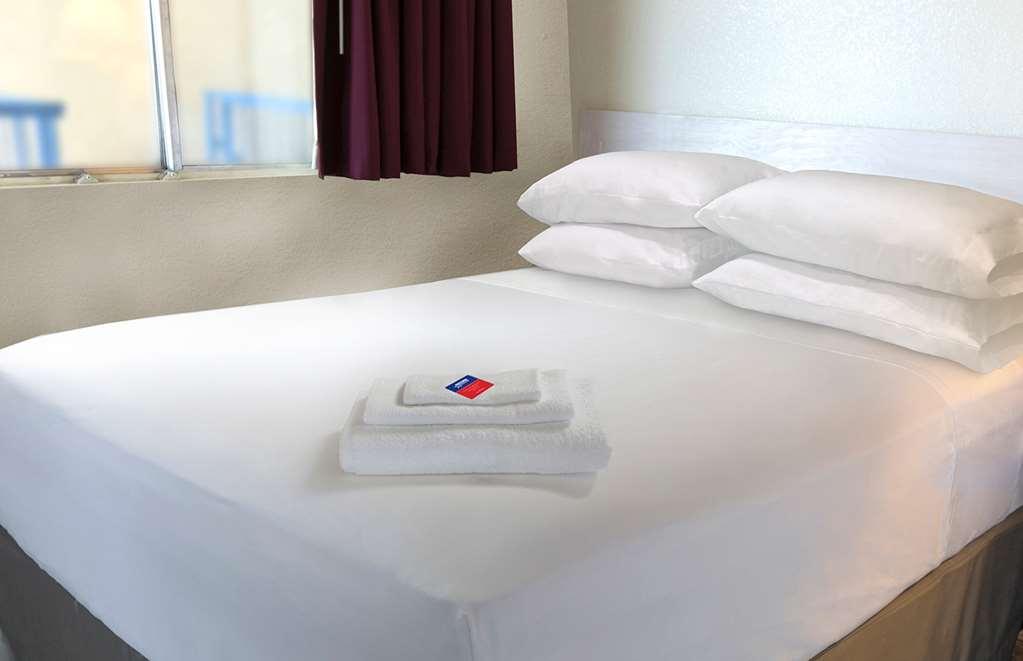 Americas Best Value Inn Avenel Woodbridge Ruang foto